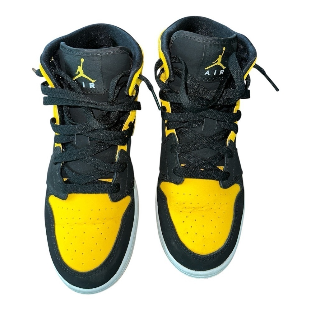 Jordan 1 Mid Little Kids Shoes Black/Varsity Maize-White size 6Y - Picture 7 of 9